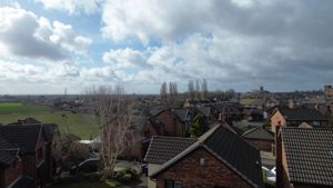 Open Aspect - click for photo gallery
